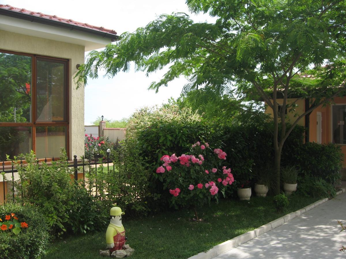 Apartcomplex Chateau Acheloj Exteriér fotografie